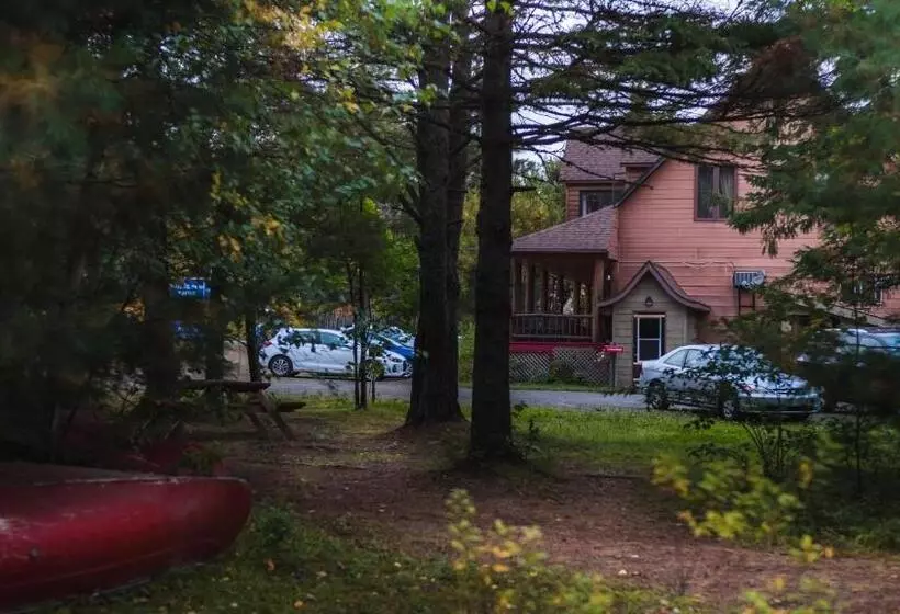 L'auberge Refuge Du Trappeur