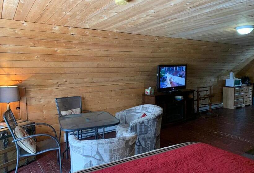 فندق صغير L'auberge Refuge Du Trappeur