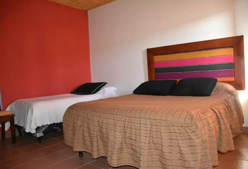 Retkeilymaja Refugio Del Sol Hosteria