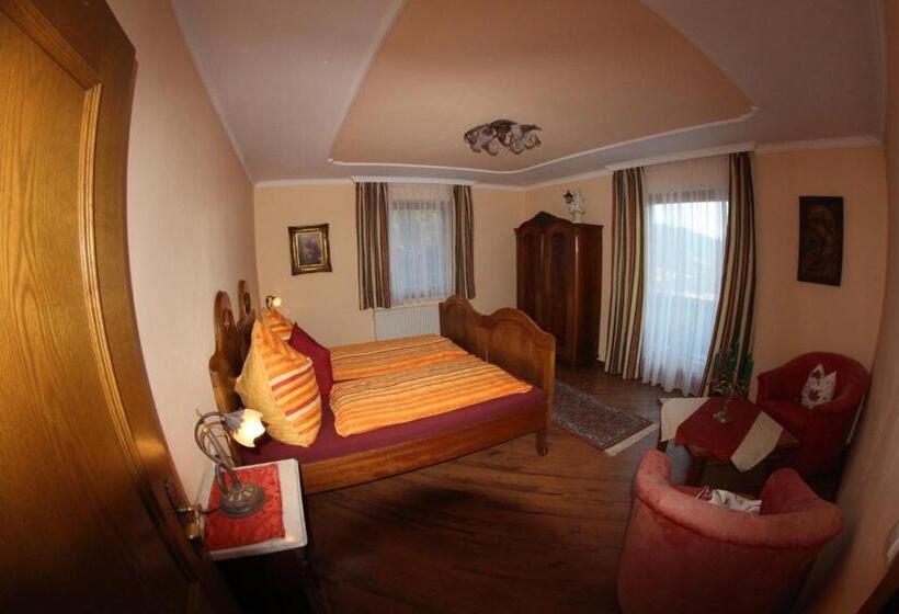 ホテル Oberharreithhof