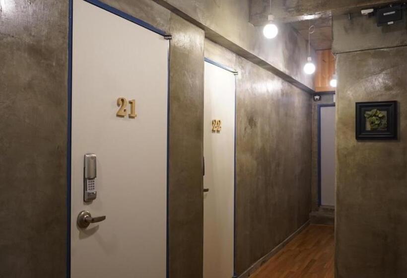 פנסיון Hannahstay Women Only Guesthouse