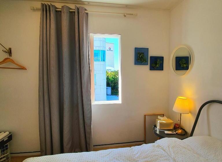 פנסיון Hannahstay Women Only Guesthouse