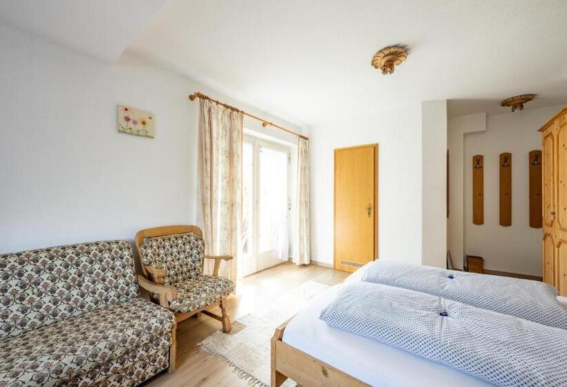 بنسيون Haus Widdersteinblick