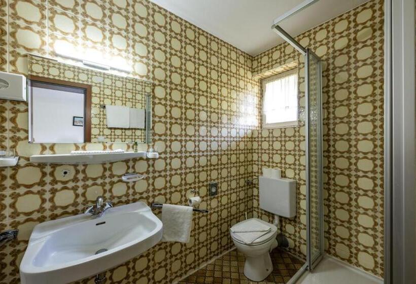 بنسيون Haus Widdersteinblick