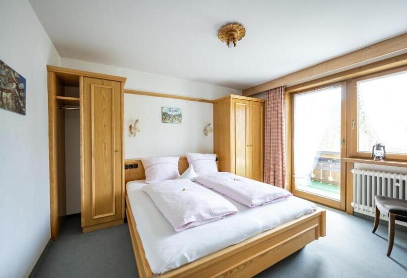 بنسيون Haus Widdersteinblick