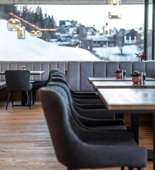 پانسیون Rohrmooser Schlössl