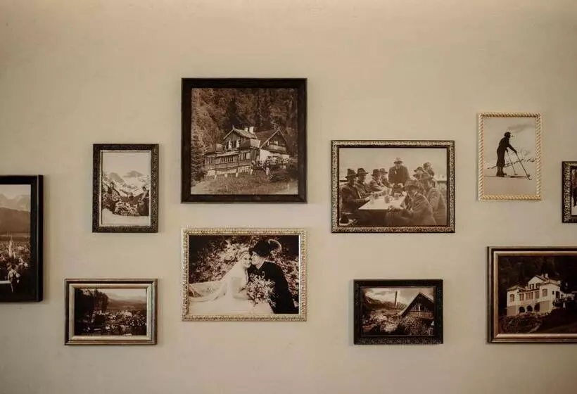 پانسیون Rohrmooser Schlössl