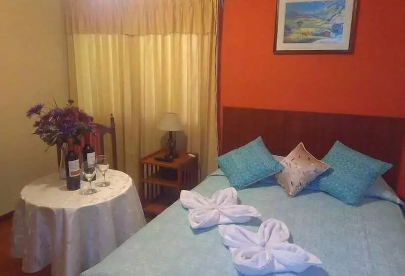 پانسیون Royal Village Guest House