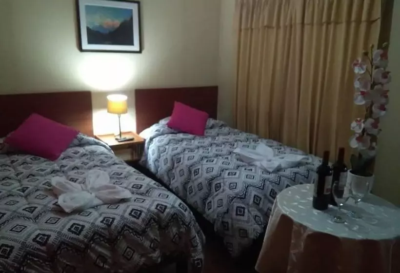 پانسیون Royal Village Guest House