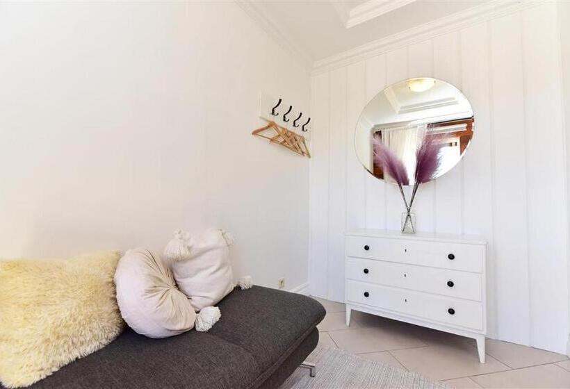 پانسیون Spicīte