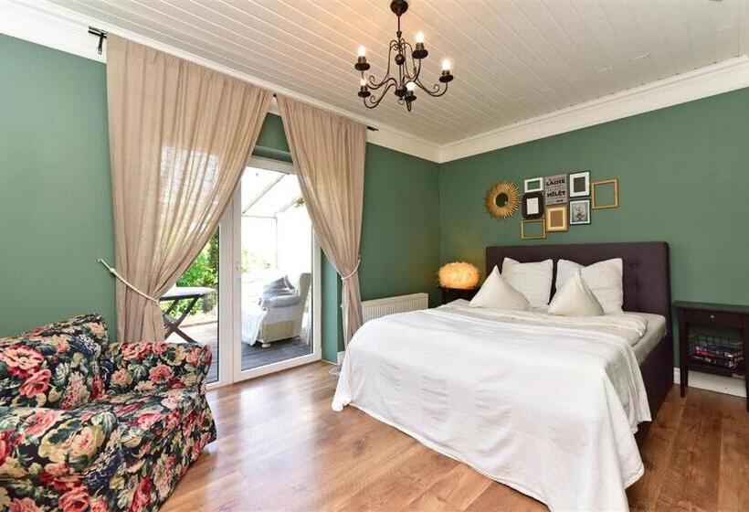 پانسیون Spicīte