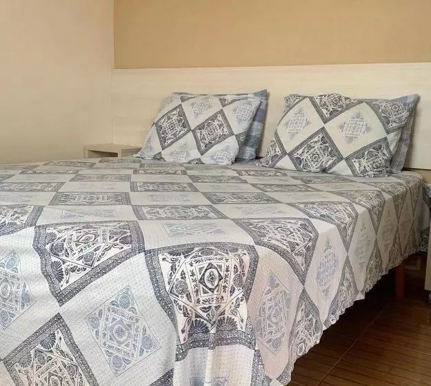 ペンション Suites Carioca