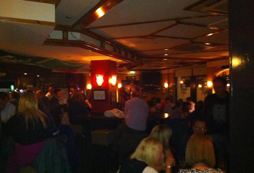 هاستل Galway Arms Inn