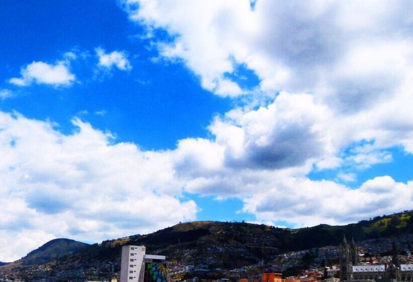 Retkeilymaja Hostal Marsella