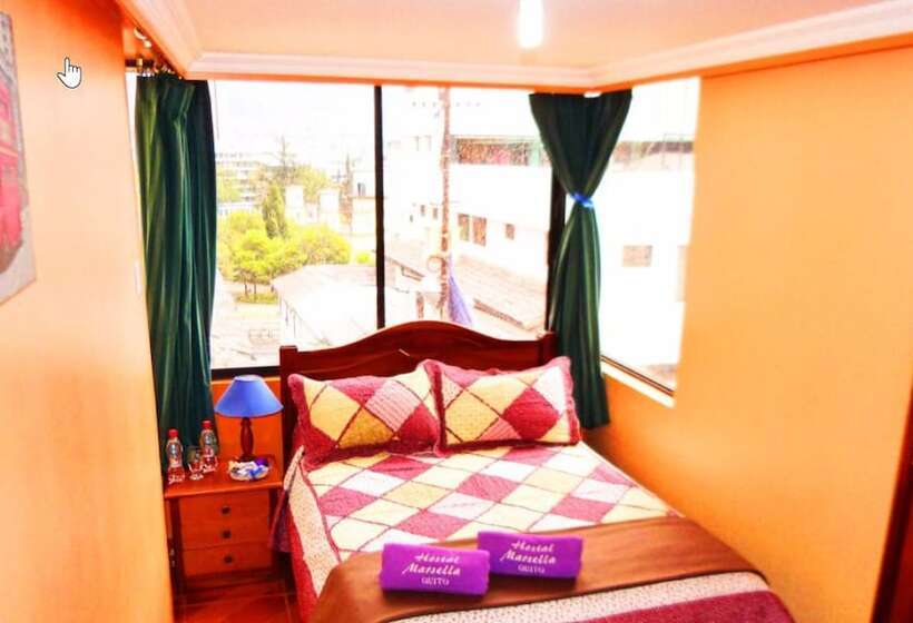 Retkeilymaja Hostal Marsella