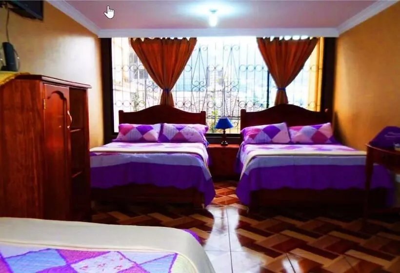 هاستل Hostal Marsella