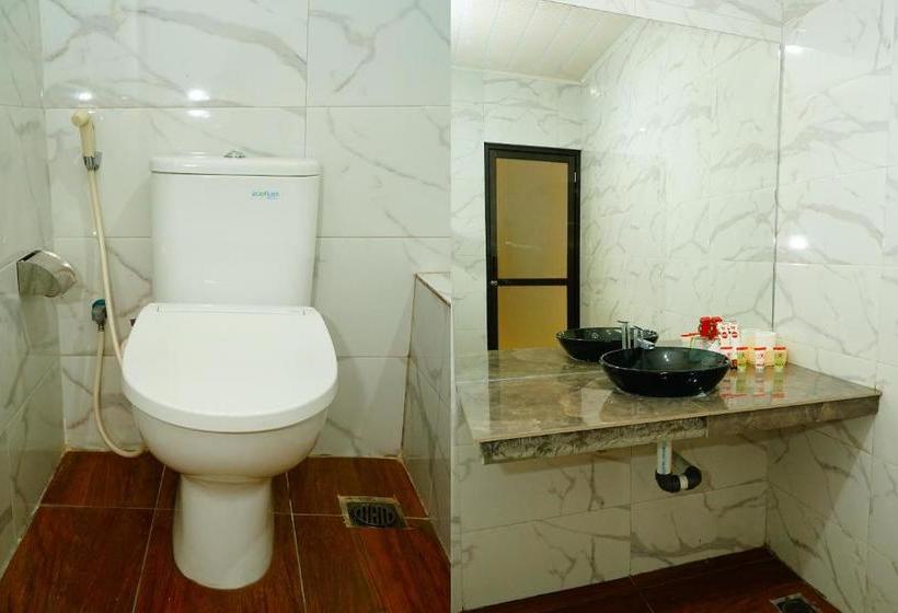 בית מלון כפרי Oyo 629 Grand Vella