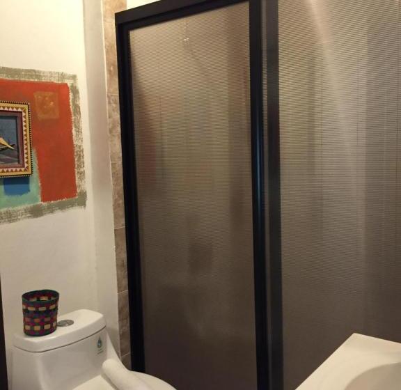 بنسيون Buenos Días Guest House