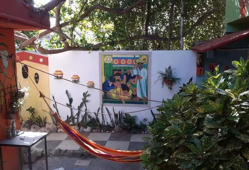 Majatalo Buenos Días Guest House