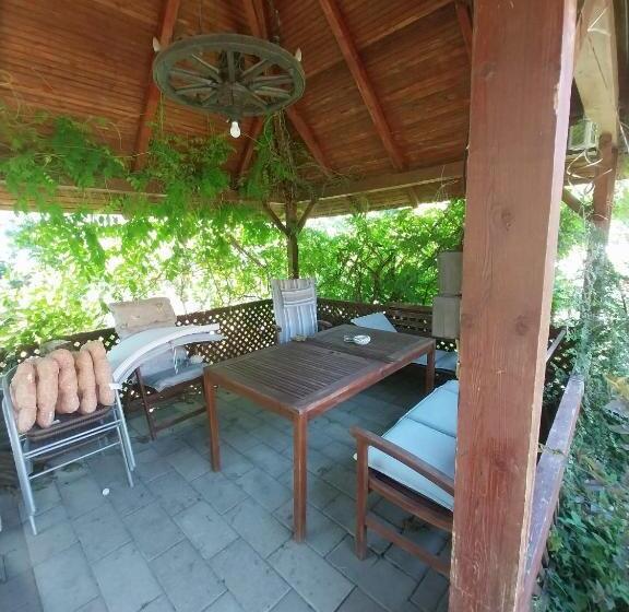 بنسيون Lipták Vendégház