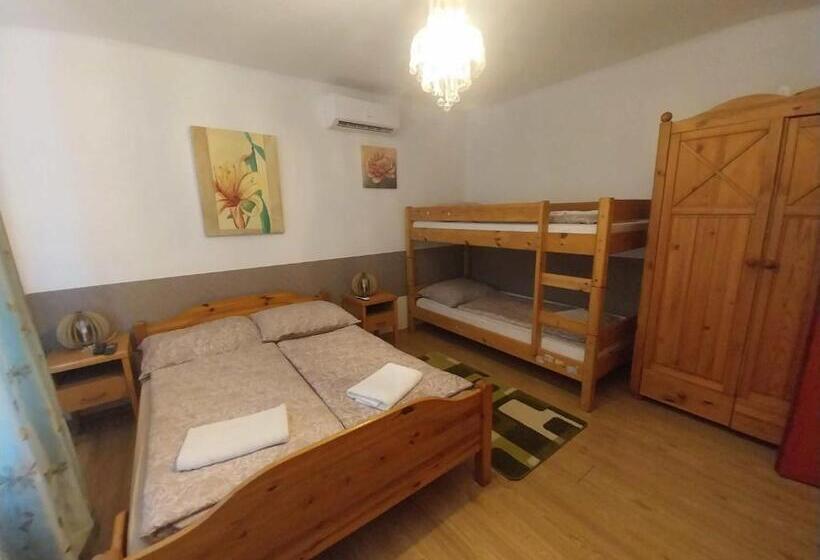 بنسيون Lipták Vendégház