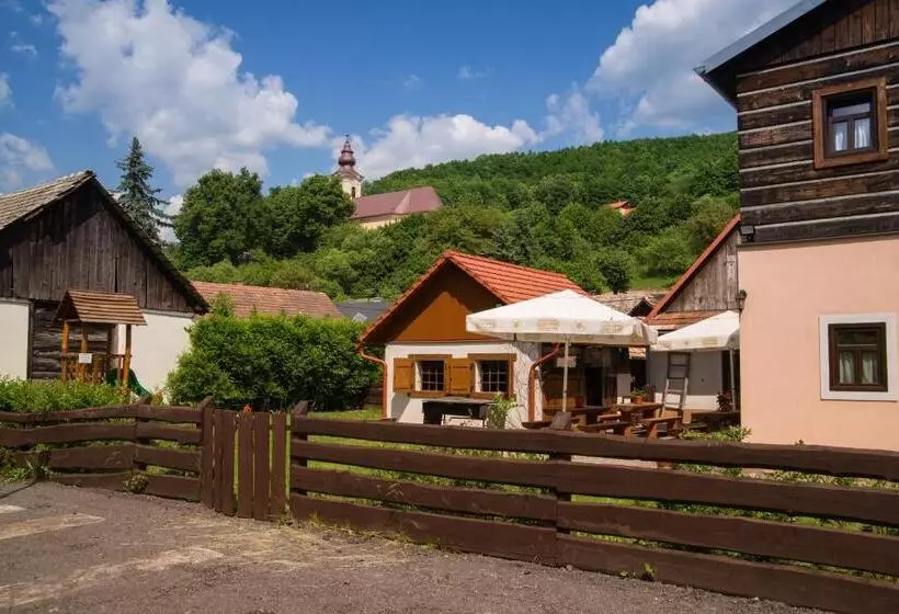 Majatalo Penzión Starý Hostinec