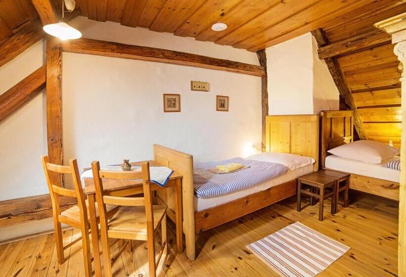 بنسيون Penzión Starý Hostinec