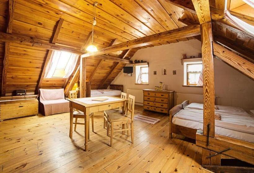 بنسيون Penzión Starý Hostinec