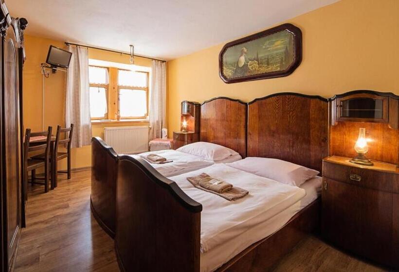 بنسيون Penzión Starý Hostinec