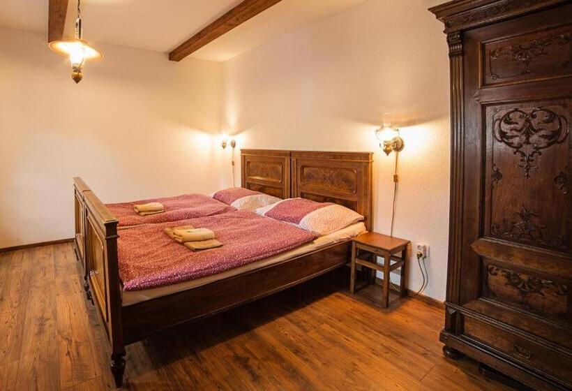 بنسيون Penzión Starý Hostinec