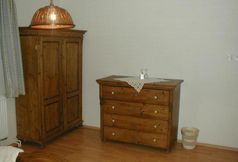 פנסיון Penzion A Restaurace Nad Hradem