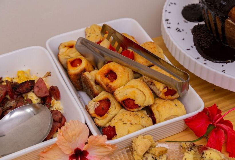 بنسيون Pousada Manaia