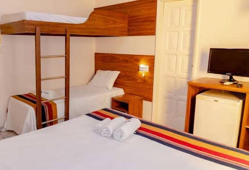 بنسيون Pousada Manaia