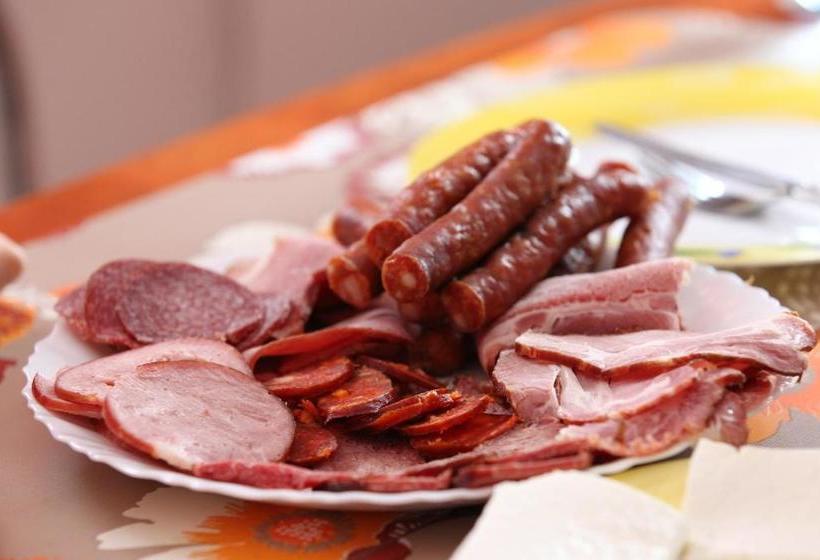 Pensiunea Turistica Delmonte Holiday