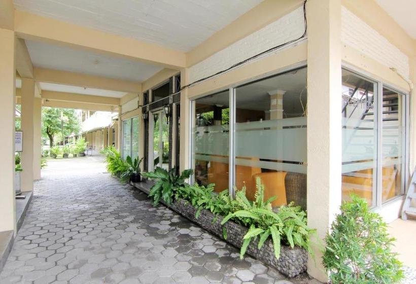 펜션 Wisma Sargede