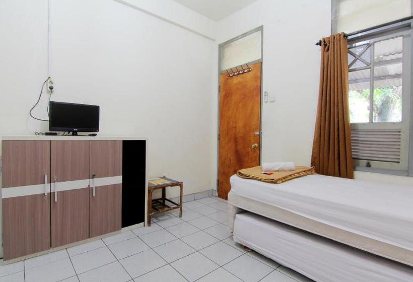 펜션 Wisma Sargede