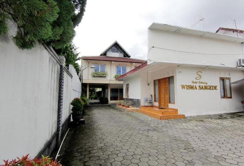 펜션 Wisma Sargede