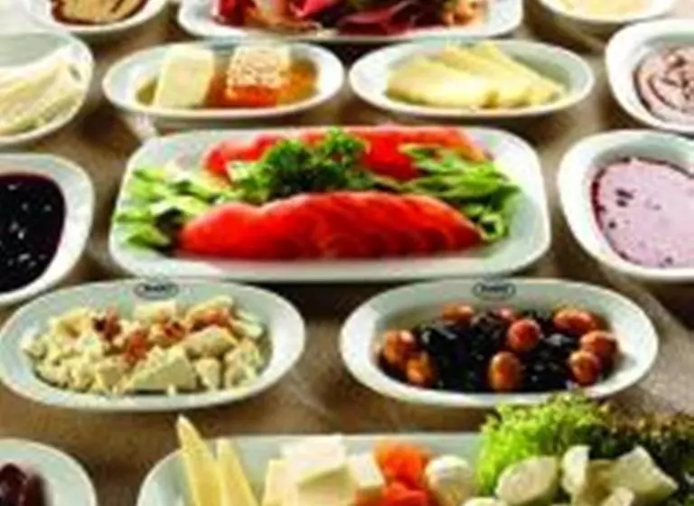 Tayfun Apart