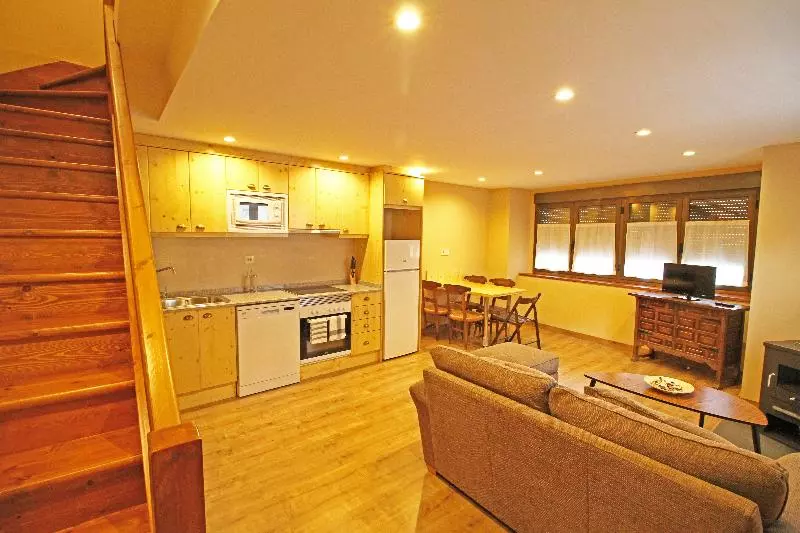 Apartamentos SNÖ Mont Romies Plaça Major