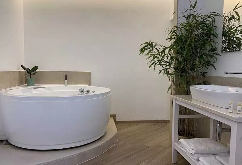 تختخواب و صبحانه Dimora San Biagio Suites&apartment