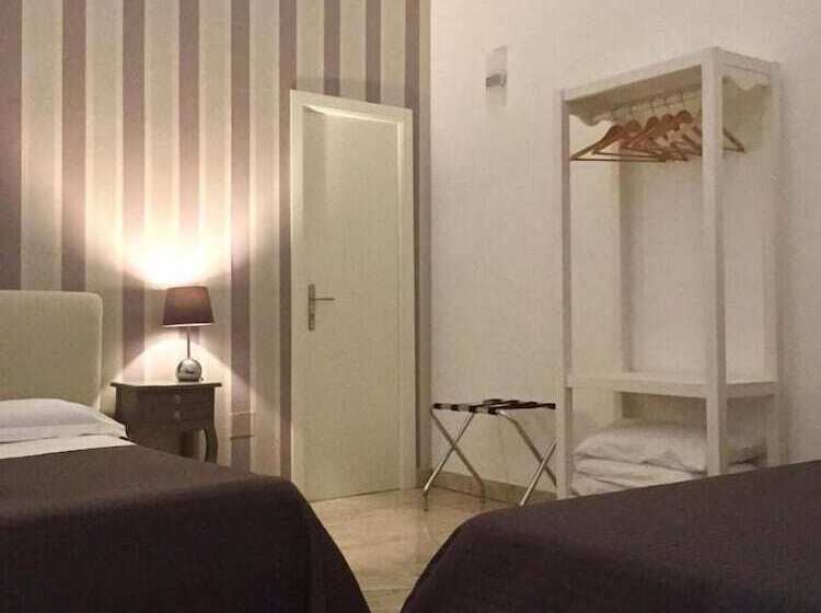 تختخواب و صبحانه Dimora San Biagio Suites&apartment