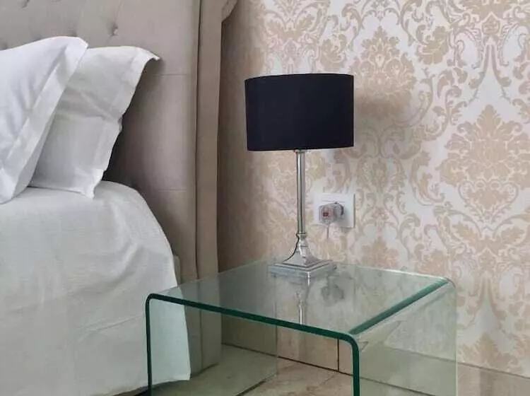 تختخواب و صبحانه Dimora San Biagio Suites&apartment