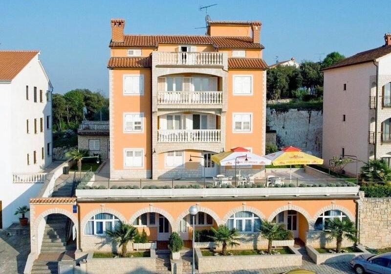 فندق Sunny Adriatic Apartments Valentin