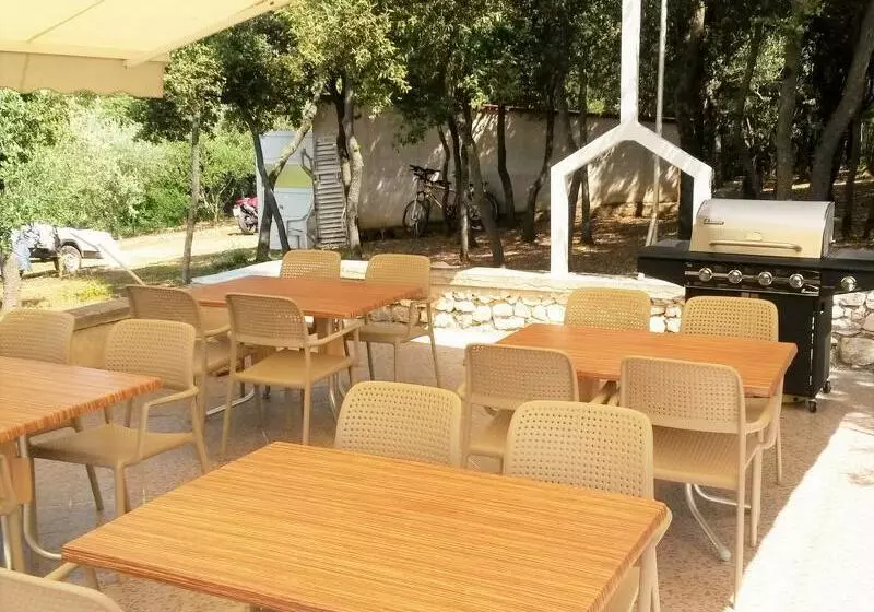 هتل Sunny Adriatic Apartments Valentin