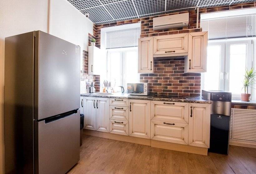 בית מלון כפרי Artist Hostel On Kazansky