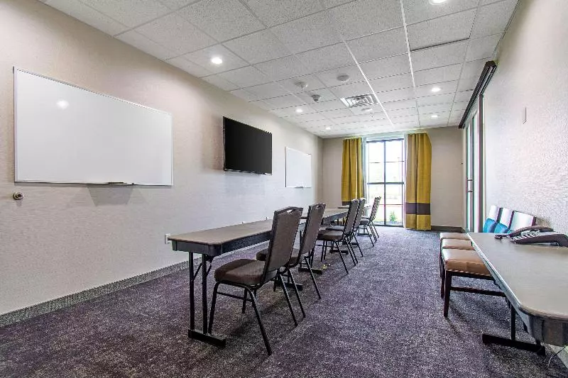 ホテル Comfort Suites Humble Houston Iah