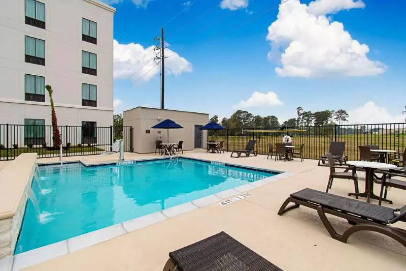 ホテル Comfort Suites Humble Houston Iah