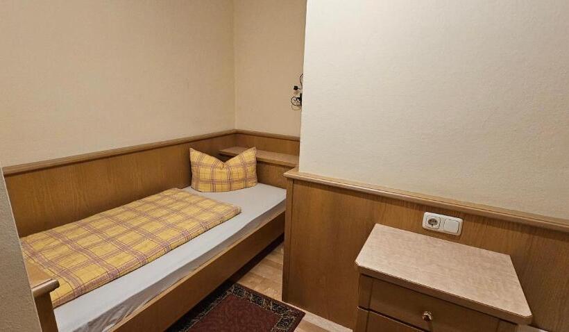 Отель Garni Pramstraller