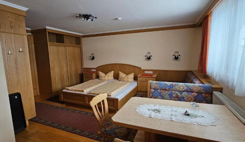 Отель Garni Pramstraller