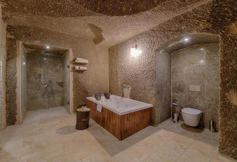هتل Hera Cave Suites